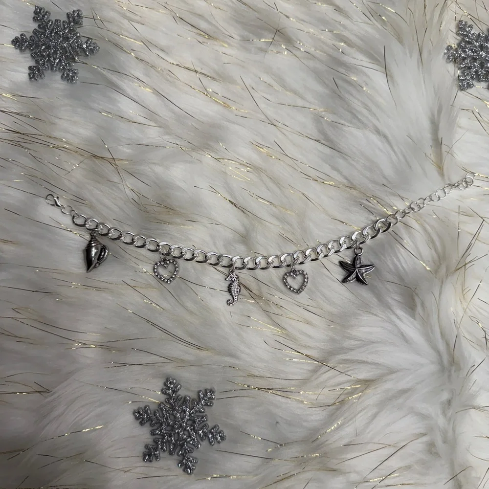 Handmade Silver Plated Charm Bracelet with Sea Charms - Picture 4 of 9
